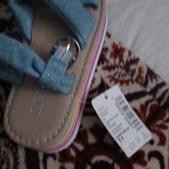 NWT The Children's Place Size 11 Toddler Girls Blue Knotted Kids Sandals - Picture 2 of 5